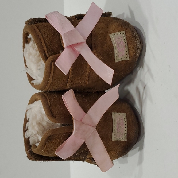 UGG Other - Ugg Suede Boots size 2/3